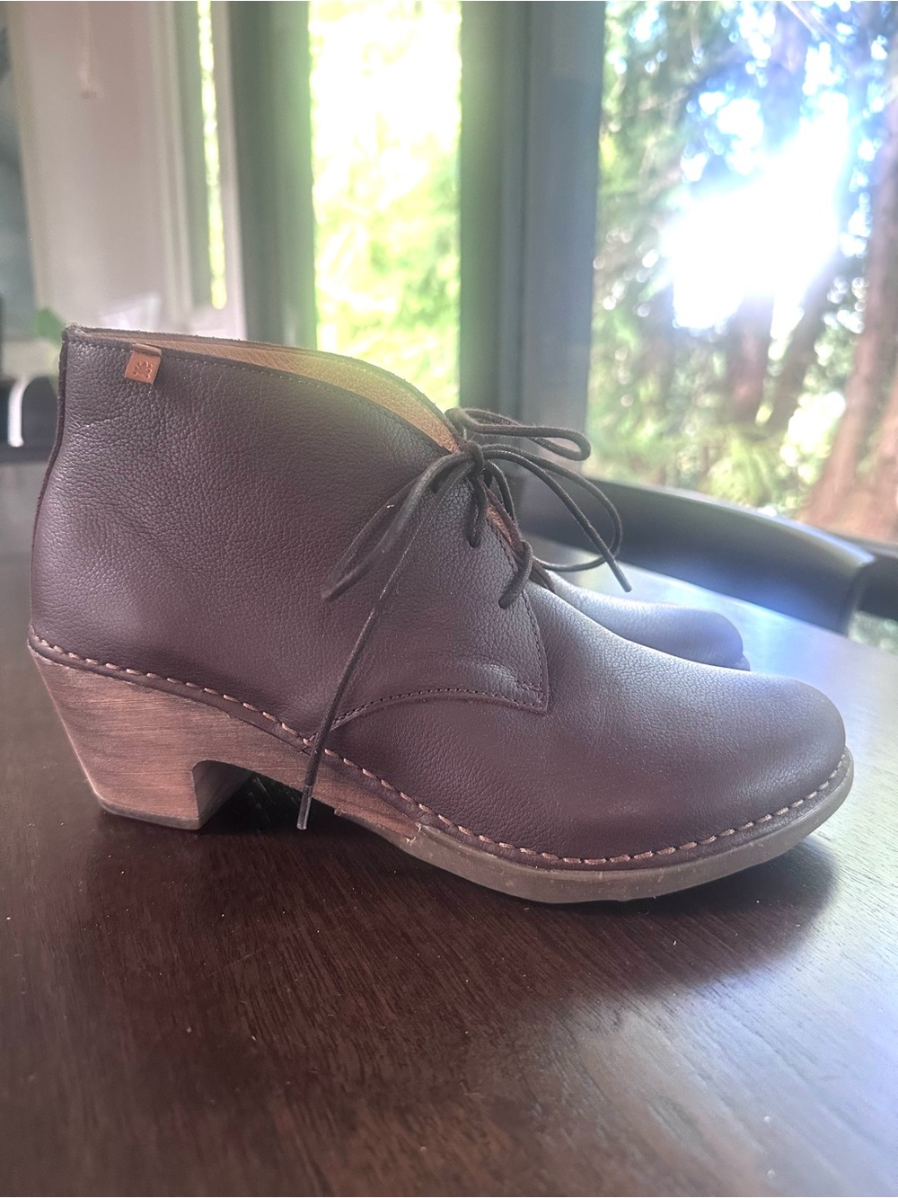 El Naturalista Women’s Brown Leather Lace Up Clog Ankle Boots 40 9 Flawless